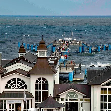 Sonnenschein Im Ostseebad Sellin (Rugen)